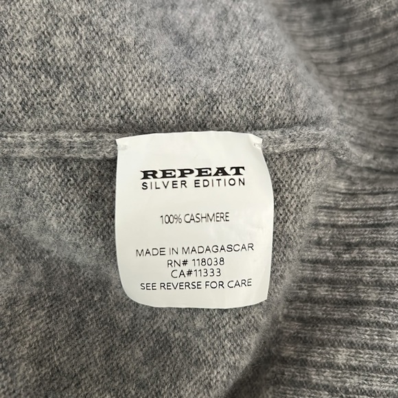 REPEAT 100% Cashmere Silver Edition Intarsia Sweater in Grey Knot Size XS - Picture 9 of 9